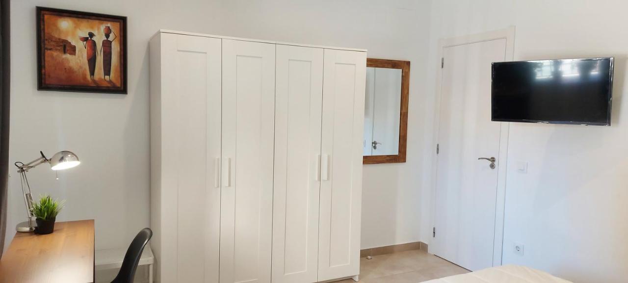 Apartamento Playa Valencia Beach Екстериор снимка