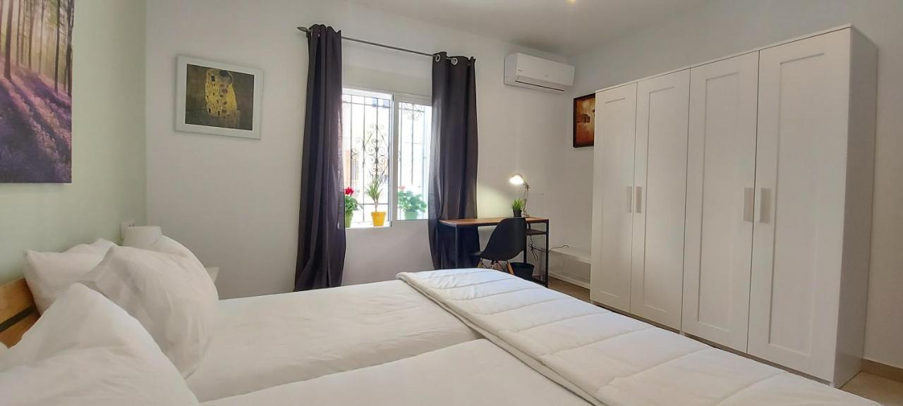 Apartamento Playa Valencia Beach Екстериор снимка