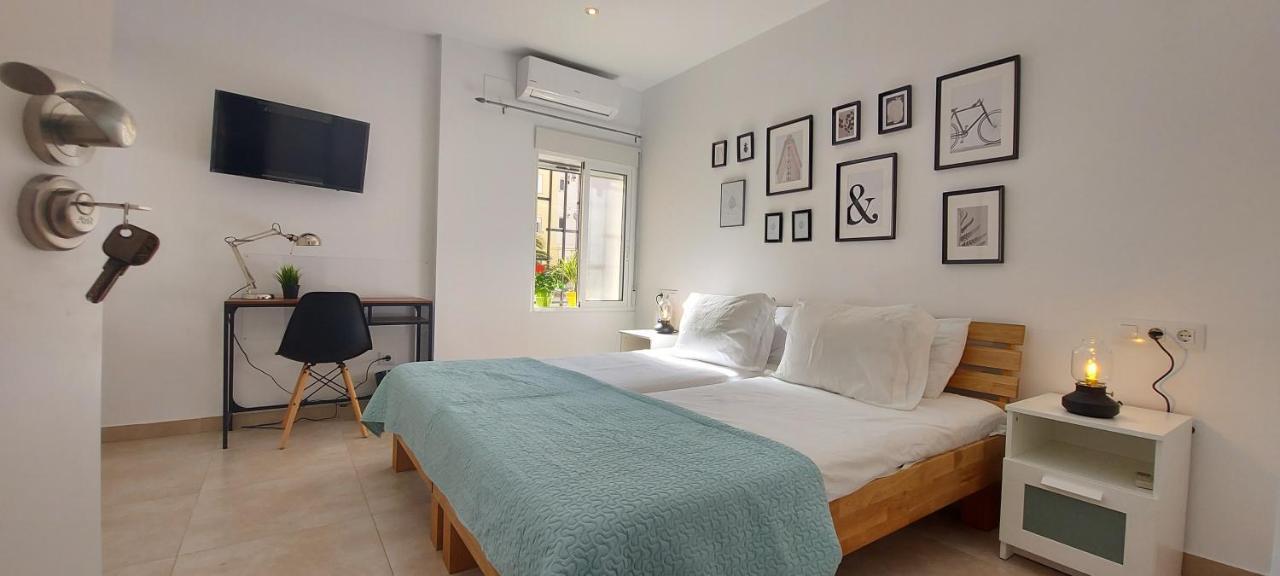 Apartamento Playa Valencia Beach Екстериор снимка