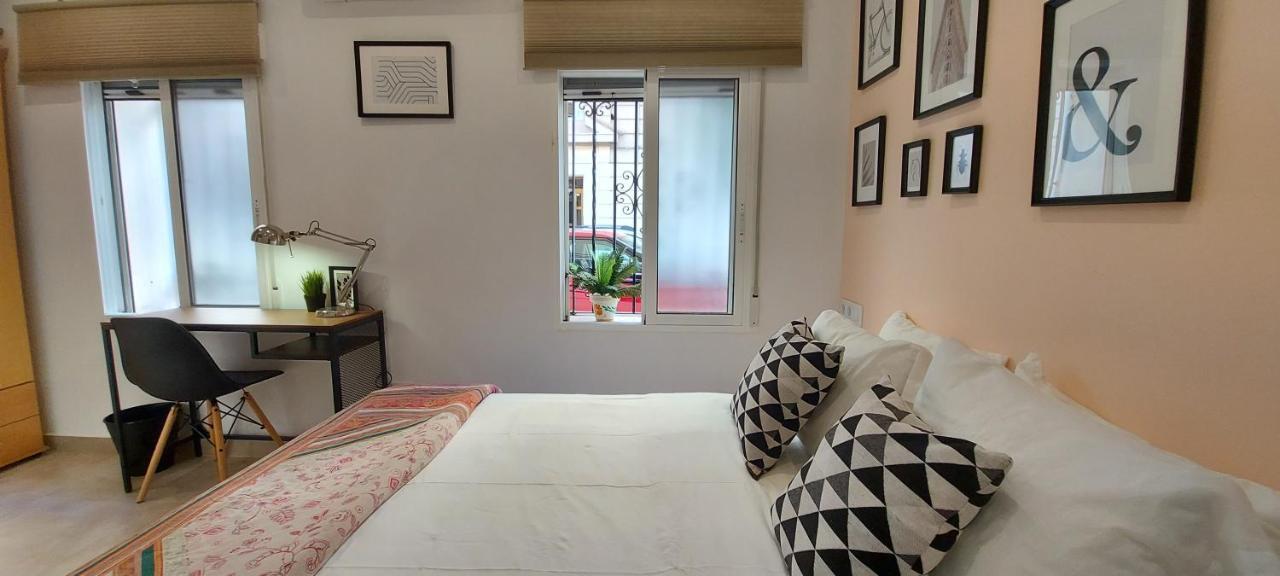 Apartamento Playa Valencia Beach Екстериор снимка